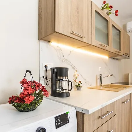 Twinstars Maisonette *