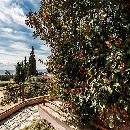 Twinstars Maisonette Holiday home