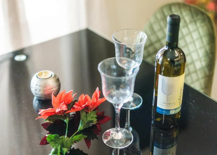 Twinstars Maisonette *