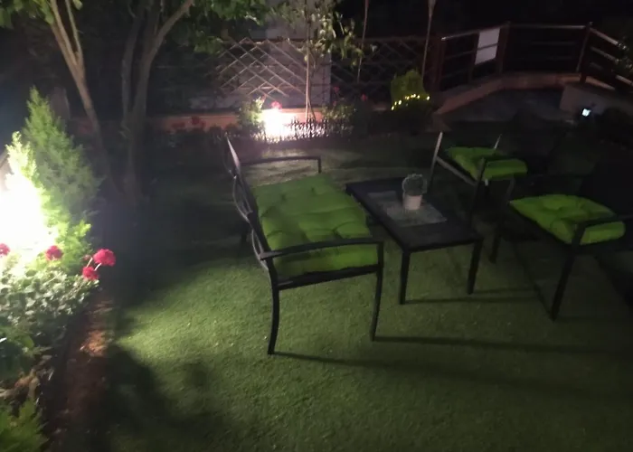 Semesterbostad Twinstars Maisonette *